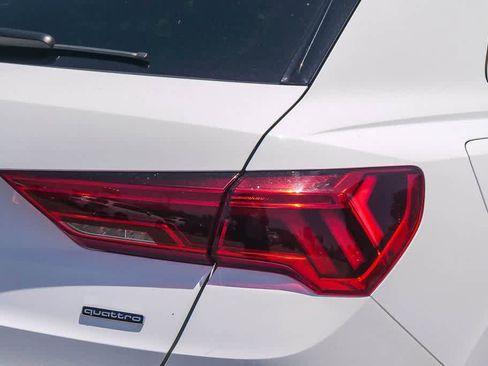 Used 2024 Audi Q3 2.0T Premium AWD/4WD image 11