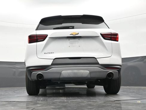 Used 2024 Chevrolet Blazer LT FWD image 23