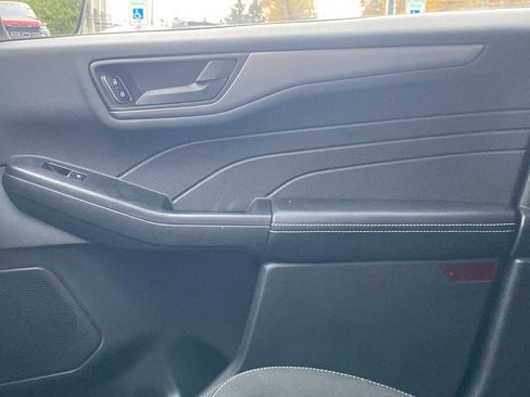 Used 2025 Ford Escape Active w/ Tech Pack #1 image 17