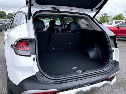 Used 2025 Kia Sportage EX w/ Premium Package FWD image 31