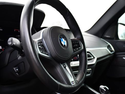 Used 2020 BMW X5 M50i w/ Premium Package image 12