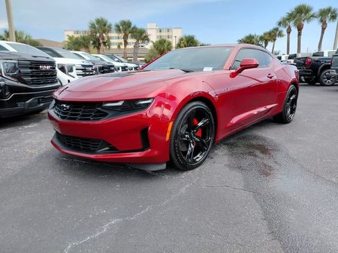 Used 2023 Chevrolet Camaro LT w/ Technology Package RWD image 5
