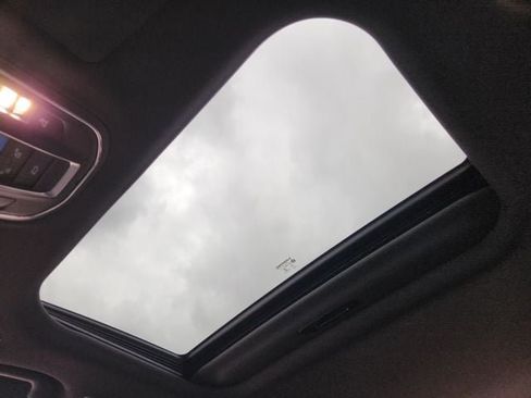 New 2026 Jeep Grand Cherokee Altitude RWD image 19