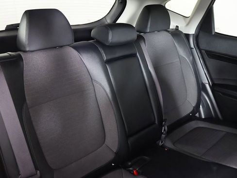 Used 2021 Kia Seltos S image 29