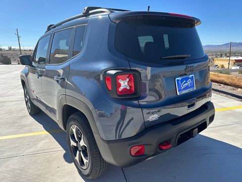 Used 2022 Jeep Renegade Trailhawk w/ Trailer Tow Group image 3