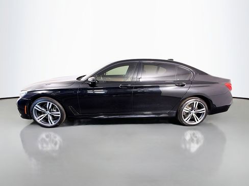 Used 2019 BMW 740i 740i w/ Executive Package image 6