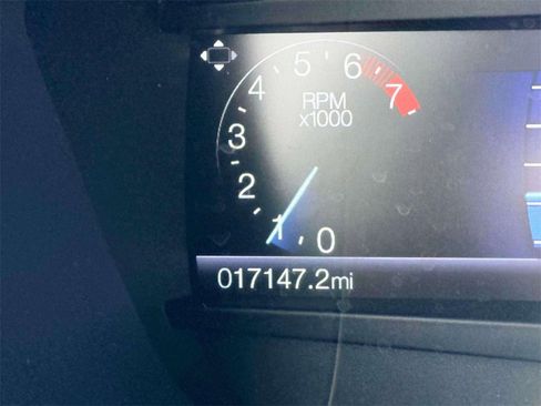 Used 2020 Ford Fusion SE image 17