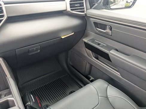 New 2026 Toyota Tundra Limited AWD/4WD image 17