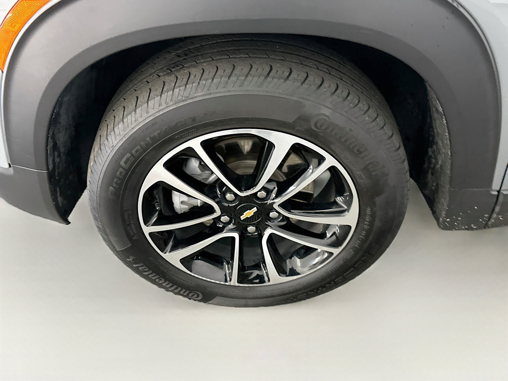 Used 2025 Chevrolet TrailBlazer LT AWD/4WD image 11