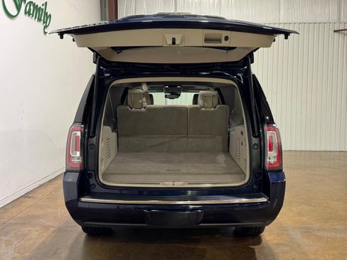 Used 2019 GMC Yukon XL Denali w/ Denali Ultimate Package image 50