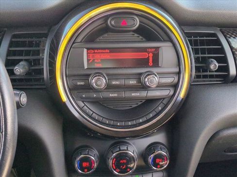 Used 2016 MINI Cooper S image 11