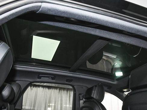 Used 2024 Porsche Cayenne AWD/4WD image 51