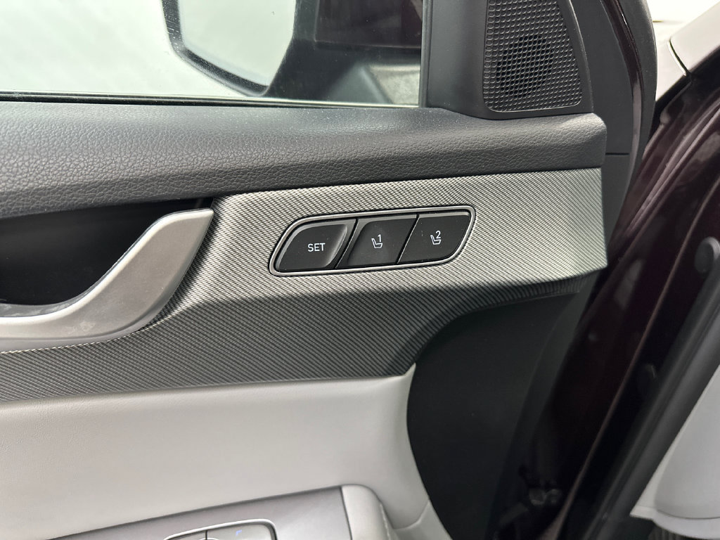Used 2025 Hyundai Palisade SEL FWD image 12