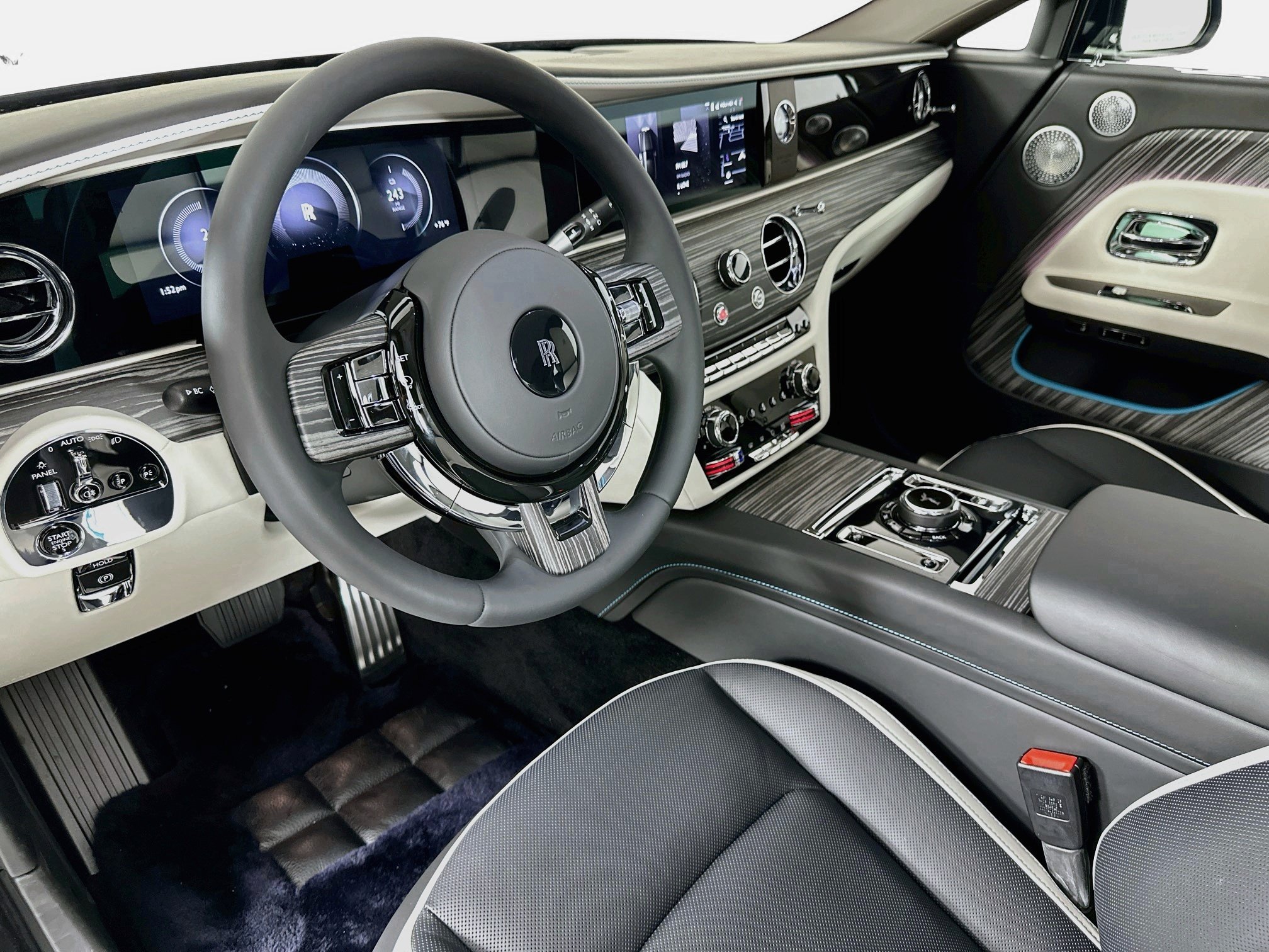 New 2026 Rolls-Royce Spectre w/ Spectre Enhancement Package AWD/4WD image 11