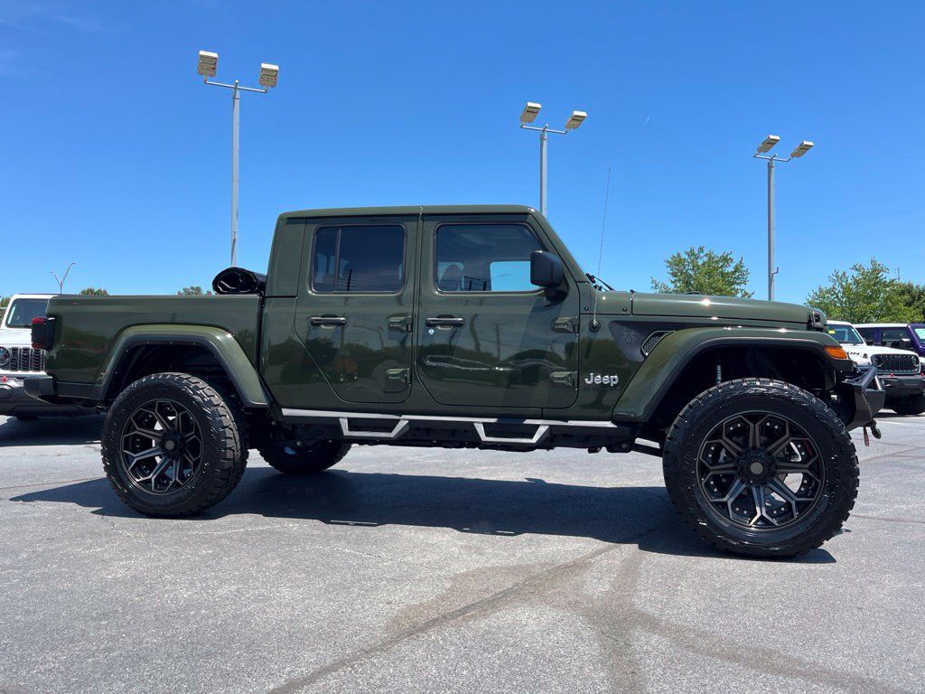 Used 2021 Jeep Gladiator Overland w/ Popular Equipment Package AWD/4WD image 53
