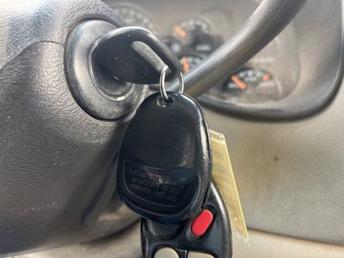 Used 2001 GMC Yukon XL SLT image 19