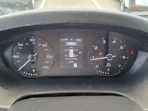 Used 2025 RAM ProMaster 2500 w/ Convenience Group FWD image 12