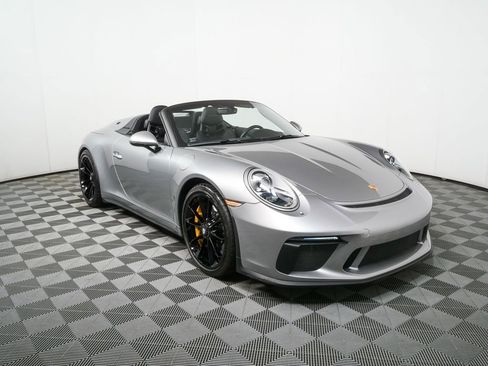 Certified 2019 Porsche 911 Speedster image 23