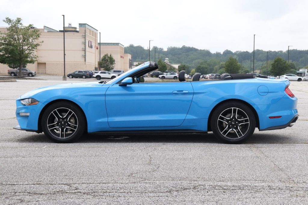 Used 2023 Ford Mustang Premium RWD image 5