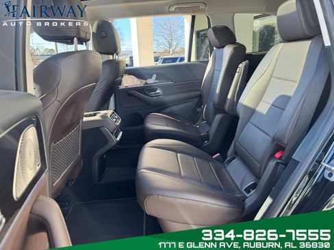 Used 2023 Mercedes-Benz GLS 450 4MATIC image 11