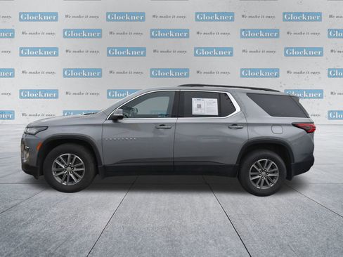 Used 2023 Chevrolet Traverse LT image 8