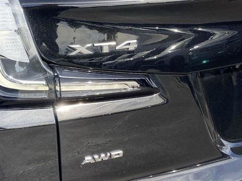 Used 2024 Cadillac XT4 Sport image 28