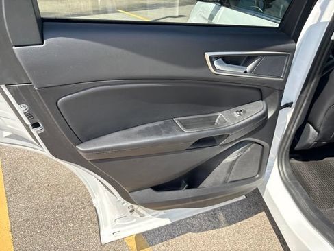 Certified 2024 Ford Edge SEL w/ Convenience Package AWD/4WD image 20
