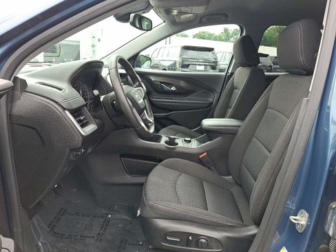 Used 2024 GMC Terrain SLE w/ Driver Convenience Package FWD image 14