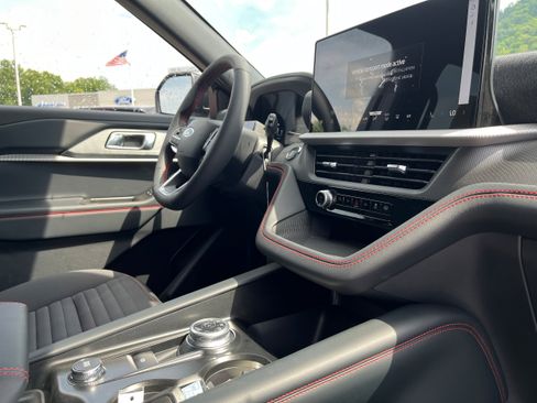 New 2026 Ford Explorer ST-Line AWD/4WD image 15