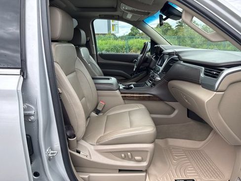 Used 2019 Chevrolet Tahoe LT AWD/4WD image 10