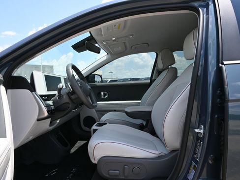 Used 2022 Hyundai Ioniq 5 SEL RWD image 19