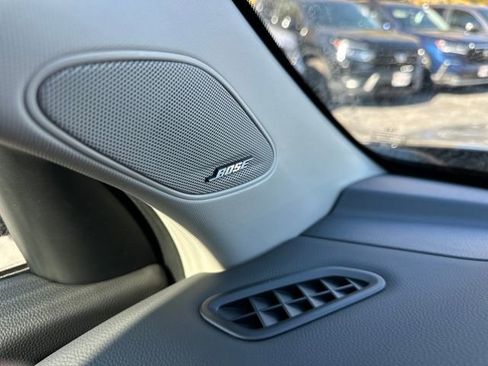 New 2025 Honda Pilot Touring image 14