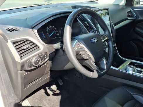 Certified 2024 Ford Edge SEL w/ Convenience Package AWD/4WD image 18