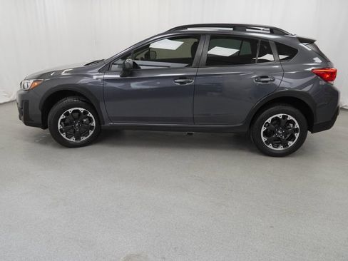 Used 2023 Subaru Crosstrek 2.0i Premium image 14