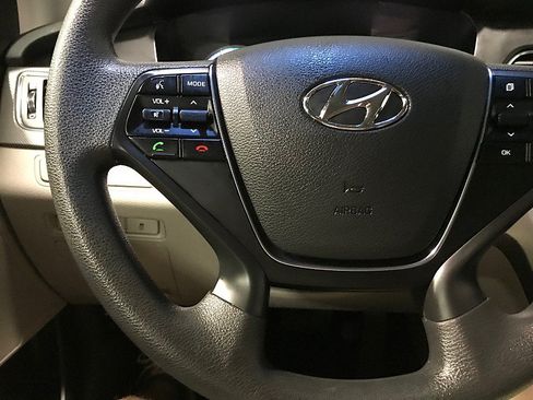 Used 2016 Hyundai Sonata SE FWD image 23