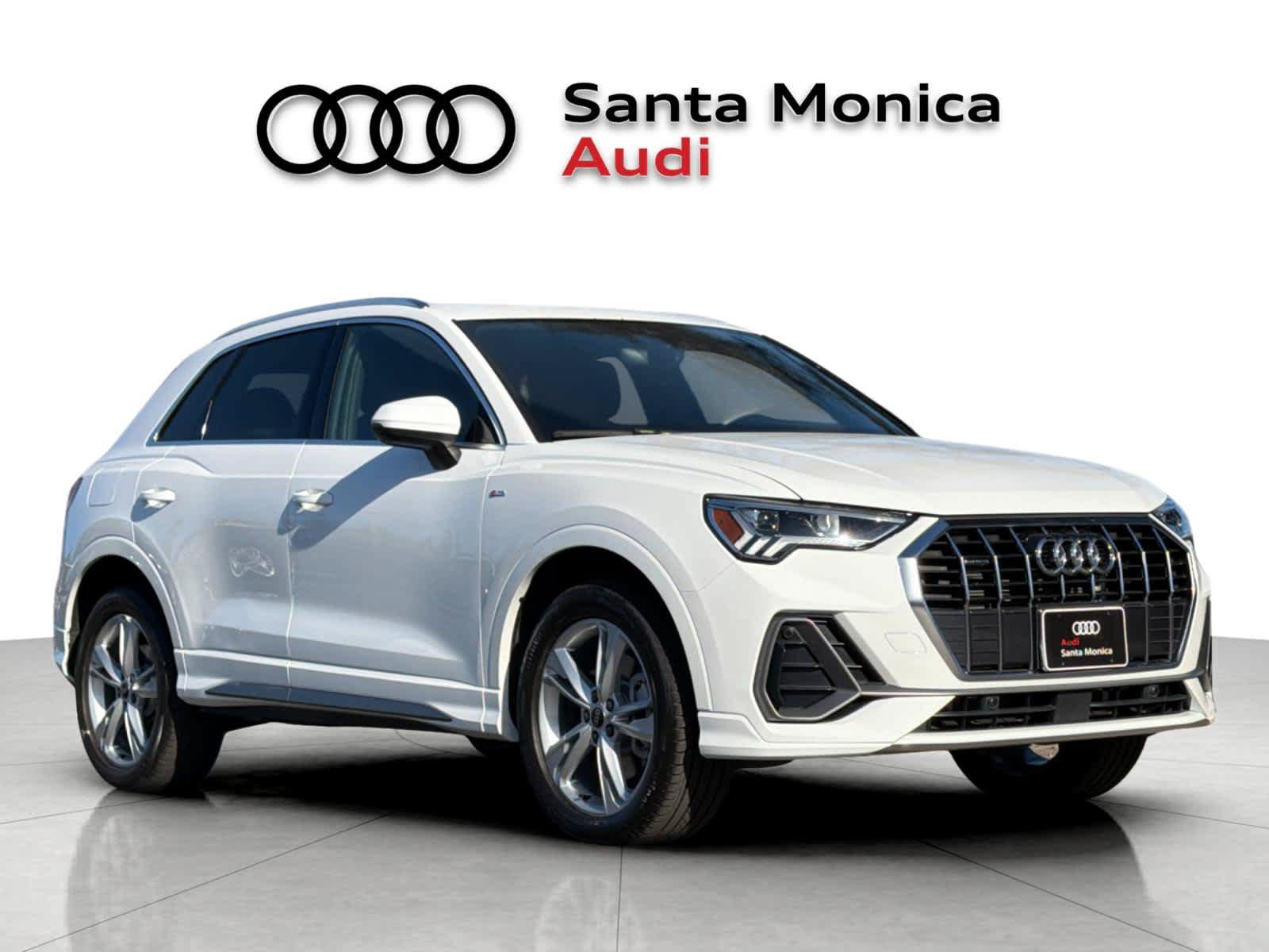 Used 2023 Audi Q3 2.0T Premium w/ Convenience Package AWD/4WD image 9