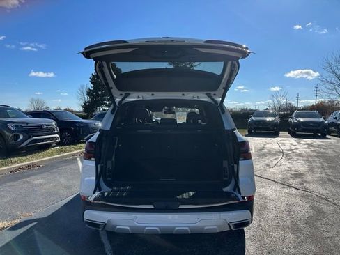 Certified 2024 BMW X5 xDrive40i w/ Premium Package image 38