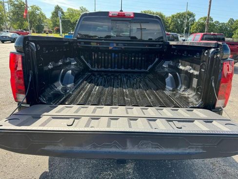 New 2024 Chevrolet Colorado LT w/ LT Convenience Package image 4