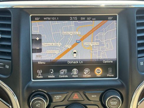 Used 2016 Jeep Grand Cherokee Limited image 24