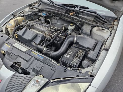 Used 2004 Pontiac Sunfire Coupe w/ 1SB Preferred Equipment Group image 16