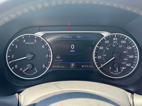 Used 2023 Nissan Sentra SV w/ SV Premium Package FWD image 25
