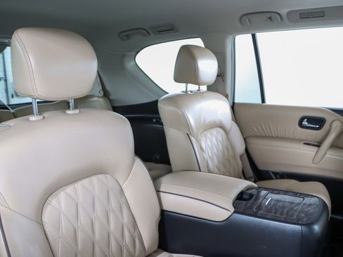 Used 2024 Nissan Armada Platinum w/ Captain's Chairs Package image 34