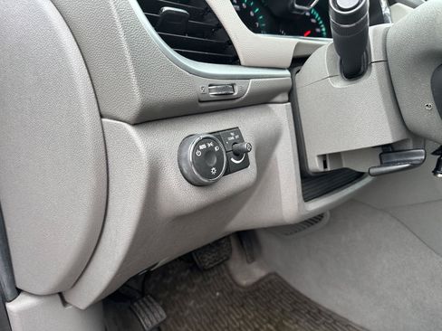 Used 2016 Chevrolet Traverse LS FWD image 23