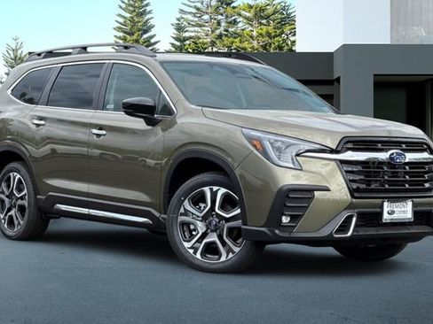 New 2025 Subaru Ascent Touring image 2