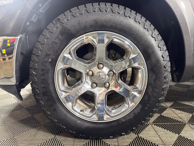 Used 2015 RAM 1500 Laramie w/ Convenience Group RWD image 10