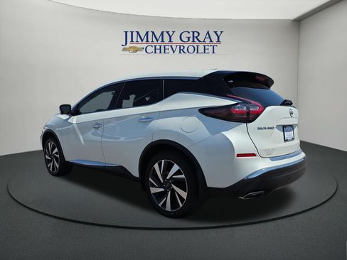 Used 2023 Nissan Murano SL w/ SL Moonroof Package FWD image 3