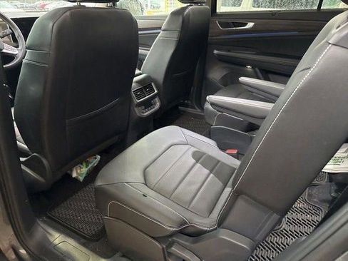 Used 2024 Volkswagen Atlas SEL image 14