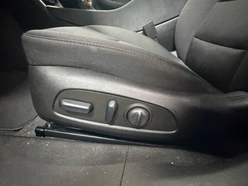 Used 2024 Chevrolet Malibu LT FWD image 14