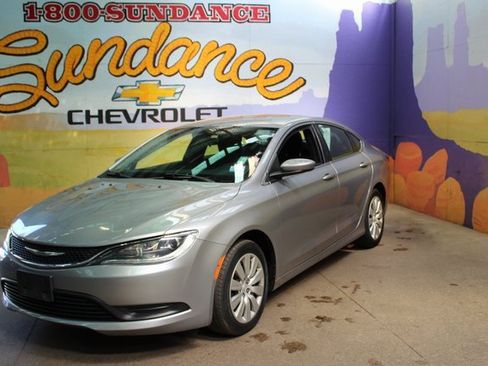 Used 2015 Chrysler 200 LX image 2