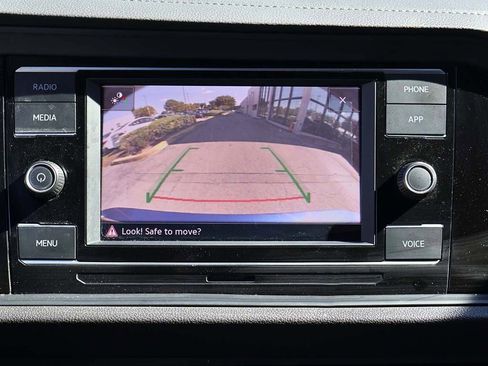 Used 2024 Volkswagen Jetta Sport image 47